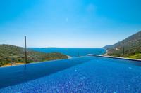 Nehir Villa