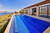 Villa Bronz
