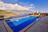 Villa Bronz