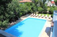 Meşe Hotel