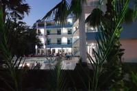 Ada Arası Hotel