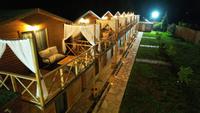Fnm Luxury Bungalows & Restaurant