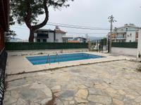 La Famillie Kuşadası