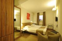Kardeş Otel