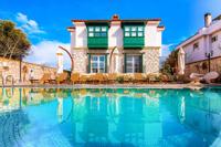 Boreas Boutique Hotel