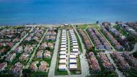 Happy Life Houses