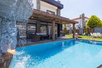 Home 02