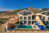 Villa Legendary 1