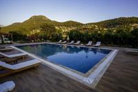 Lumos Homes Boutique Hotel