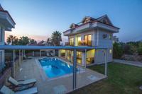 Villa Prestij Makri