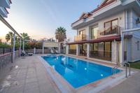 Villa Prestij Makri