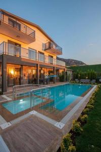 Villa Sundown