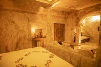Kayata Cave Suites