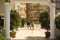 Dolphin Hotel