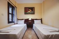 Mira Suites