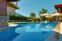 Sandal Hotel