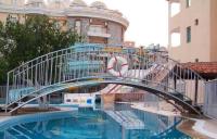 Club Caprice Suites