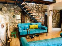 Kale Lodge