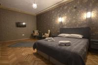 Ares Business Suit Hotel