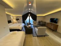 Jest Hotel