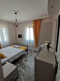 Zeus Kir Evi