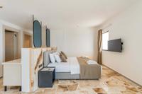 Retreat Suite