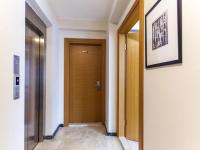 Holas Apartments