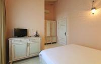1850 Hotel