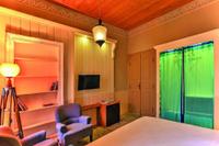 1850 Hotel