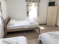 Ada Hotel
