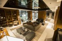 Honour Hotel