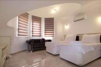 Villa Liya