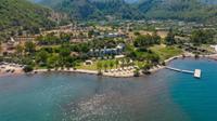 Chillos Beach Hotel & Lounge