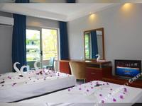 Bayar Garden Beach Hotel