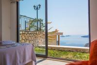 Villa Roza by Akdenizvillam