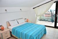 Villa Yellow