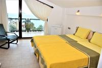 Villa Yellow