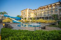 Loceanica Beach Resort