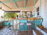 Kuytu Bed & Breakfast