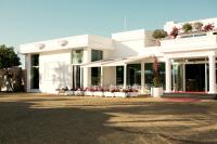 Flora Garden Beach Side