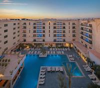 Grand Plaza