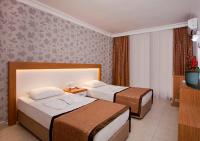 Kleopatra Aytur Apart
