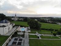 Chateau De Lantic