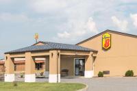 Super 8 by Wyndham Charleston MO