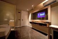 Upperhouse Boutique Hotel