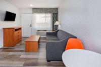 Howard Johnson & Suites by Wyndham Chula Vista