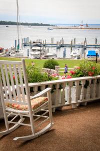 Island House Hotel