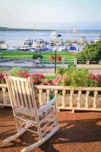Island House Hotel