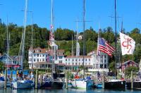 Island House Hotel
