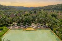 High Season Pool Villa & Spa